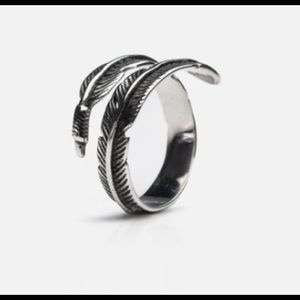 Feather silver tone ring